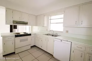 280 Hickory Ave, Merritt Island, FL 32953 - Photo 4