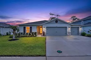 1823 Corvina Wy, Titusville, FL 32780 - Photo 4