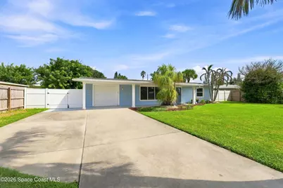 110 W Pasco Lane S, Cocoa Beach, FL 32931 - Photo 2