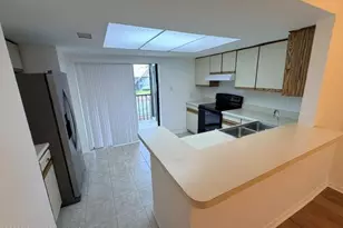 1515 Huntington Ln, Rockledge, FL 32955 - Photo 6