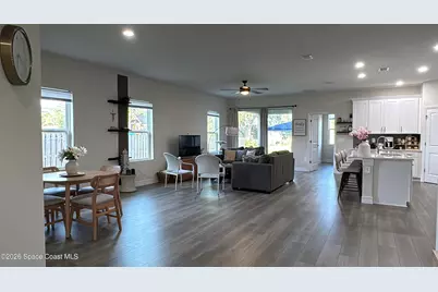 473 Tropicaire Avenue SW, Palm Bay, FL 32908 - Photo 2
