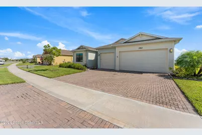 1063 Great Belt Circle, Melbourne, FL 32940 - Photo 4