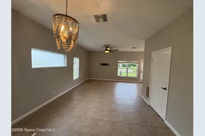 1905 77th Drive, Vero Beach, FL 32966 - Photo 6