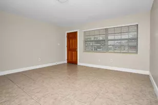 557 Buckingham Ave, Melbourne, FL 32935 - Photo 8