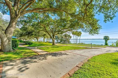925 N Indian River Drive, Cocoa, FL 32922 - Photo 30
