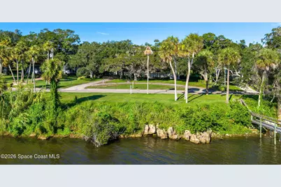925 N Indian River Drive, Cocoa, FL 32922 - Photo 2