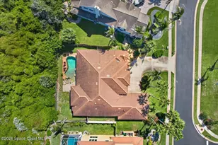 263 Loggerhead Dr, Melbourne Beach, FL 32951 - Photo 2
