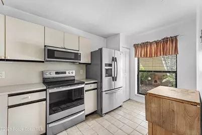 3349 Lucerne Park Drive, West Palm Beach, FL 33407 - Photo 2