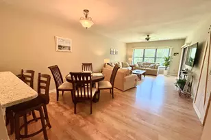 6175 S Mirror Lake Dr, Sebastian, FL 32958 - Photo 10