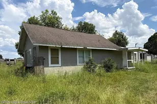 94 Vaughn Rd, Winter Haven, FL 33881 - Photo 1