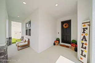 446 Glaspell Cir SE, Palm Bay, FL 32909 - Photo 2