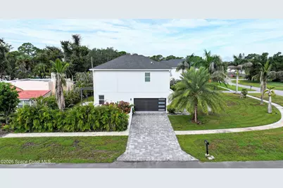 2094 Hyde Parkway, Melbourne, FL 32901 - Photo 32