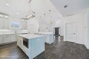 2094 Hyde Pkwy, Melbourne, FL 32901 - Photo 4