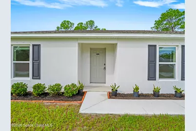 1094 Harlingen Road SW, Palm Bay, FL 32908 - Photo 4