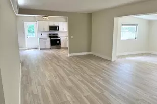 1554 Hillcrest Dr, Melbourne, FL 32935 - Photo 6