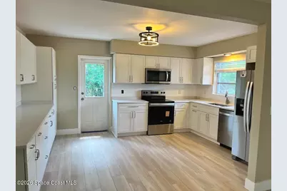 1554 Hillcrest Drive, Melbourne, FL 32935 - Photo 2