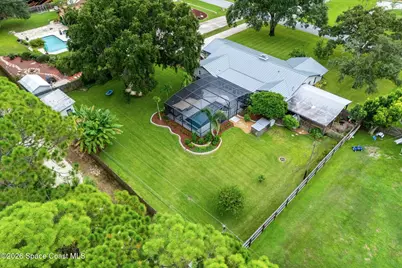 530 Hidden Creek Drive, Merritt Island, FL 32952 - Photo 2