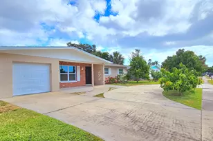 1380 Floral Ln, Merritt Island, FL 32952 - Photo 2