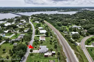 9884 Pine St, Micco, FL 32976 - Photo 32