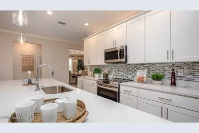 417 Holin Avenue SW, Palm Bay, FL 32908 - Photo 2