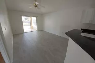 1125 White Oak Cir, Melbourne, FL 32934 - Photo 4