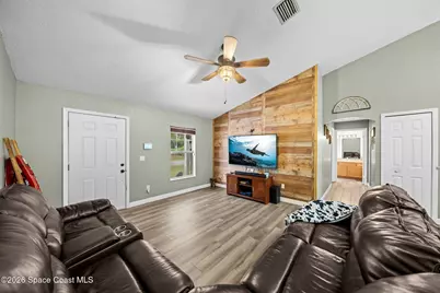 558 Jewell Street SE, Palm Bay, FL 32909 - Photo 6