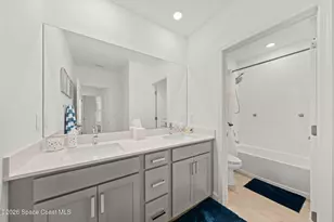 660 Veridian Cir NW, Palm Bay, FL 32907 - Photo 42