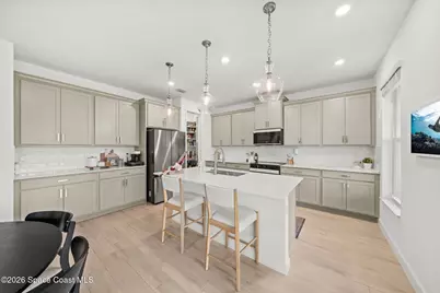 660 Veridian Circle NW, Palm Bay, FL 32907 - Photo 12