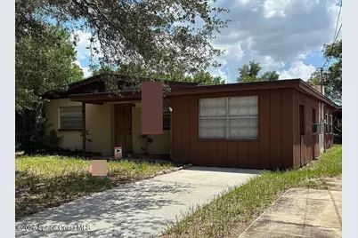 4223 E Sandalwood Circle S, Tampa, FL 33617 - Photo 2