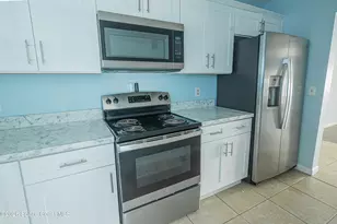 3118 Manor Dr NE, Palm Bay, FL 32905 - Photo 6
