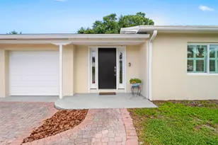 807 Ballard Dr, Melbourne, FL 32935 - Photo 4