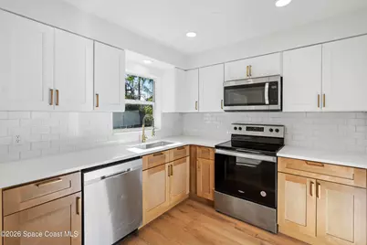 154 Hollywood Boulevard, West Melbourne, FL 32904 - Photo 6