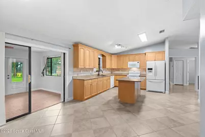 735 Pineda Avenue NE, Palm Bay, FL 32907 - Photo 14