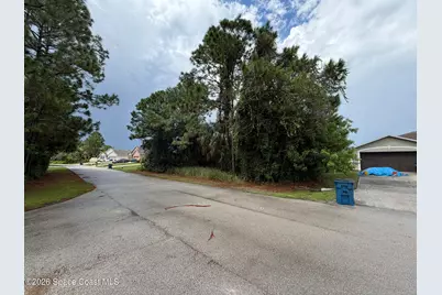 481 Old Road SW, Palm Bay, FL 32908 - Photo 4