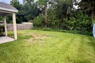 3640 Aria Dr, Melbourne, FL 32904 - Photo 10
