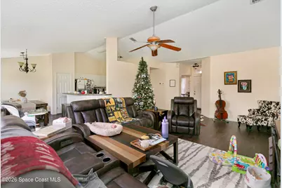 382 Hatcher Street SE, Palm Bay, FL 32909 - Photo 10