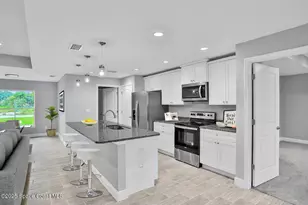 941 Pandora Rd SE, Palm Bay, FL 32909 - Photo 2