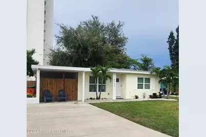 6731 Hibiscus Avenue S, Saint Petersburg, FL 33705 - Photo 2