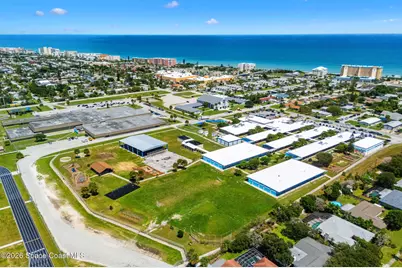 470 Seabreeze Drive, Indialantic, FL 32903 - Photo 44