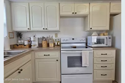1403 S Miramar Avenue #B, Indialantic, FL 32903 - Photo 2