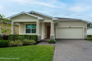 560 Veridian Cir NW, Palm Bay, FL 32907 - Photo 1