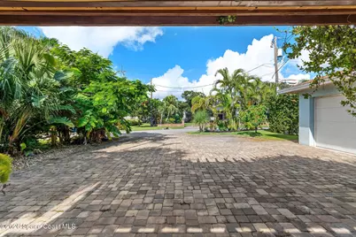 423 6th Avenue, Melbourne Beach, FL 32951 - Photo 24