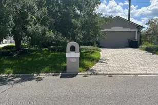 917 Fox Chaple Ln, Jacksonville, FL 32221 - Photo 1