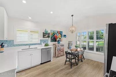 981 Indian Oaks Drive, Melbourne, FL 32901 - Photo 10
