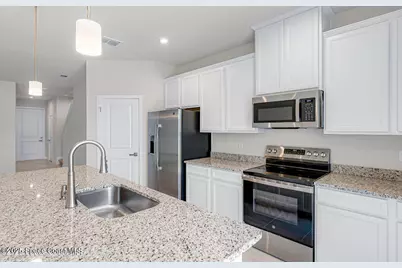 1685 Kendall Pointe Place, Melbourne, FL 32935 - Photo 6