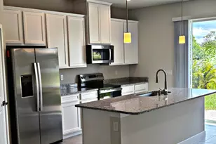 1685 Kendall Pointe Pl, Melbourne, FL 32935 - Photo 4