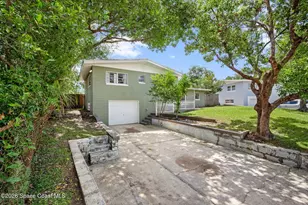 1425 Crest Dr, Titusville, FL 32780 - Photo 2
