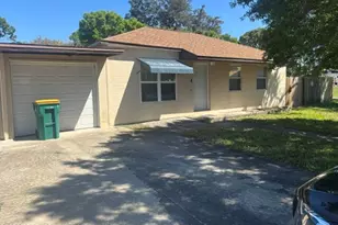 1921 S Park Ave, Melbourne, FL 32901 - Photo 1