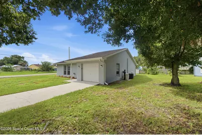 801 Cody Avenue, Sebastian, FL 32958 - Photo 2