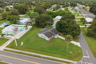 801 Cody Ave, Sebastian, FL 32958 - Photo 38